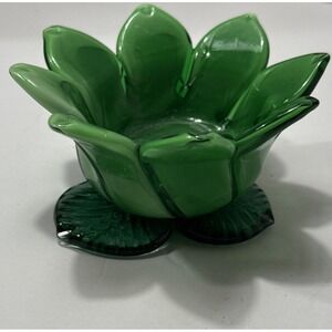 Vintage‎ Studio Art Glass Hand Blown Flower Trinket Dish 3 7/8" Diameter 1.75" H